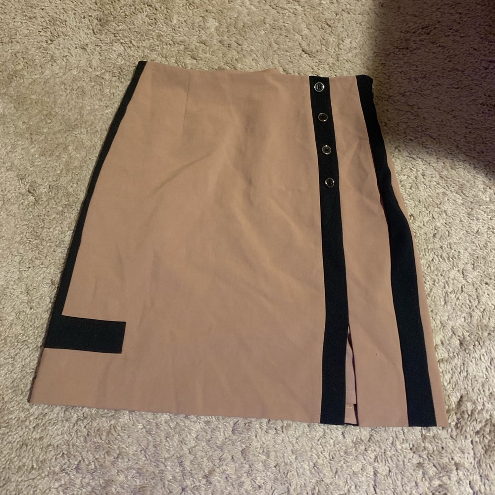 White House black market skirt